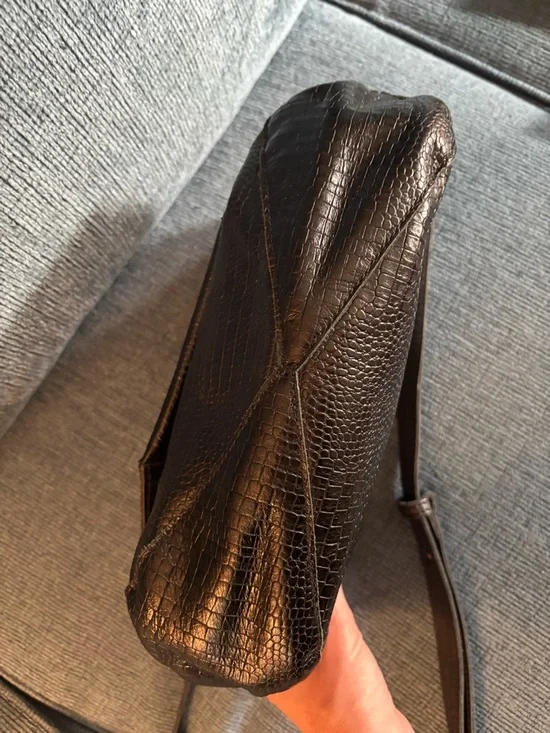 Liebeskind Croc Printed Black Leather Bag - Picture 9 of 9